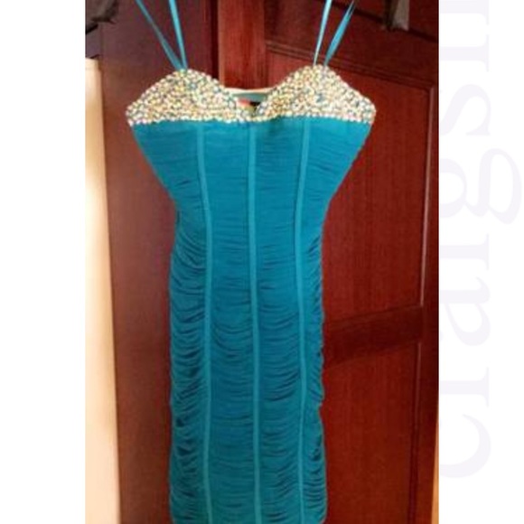 Dresses & Skirts - Beautiful Turquoise Evening Dress
